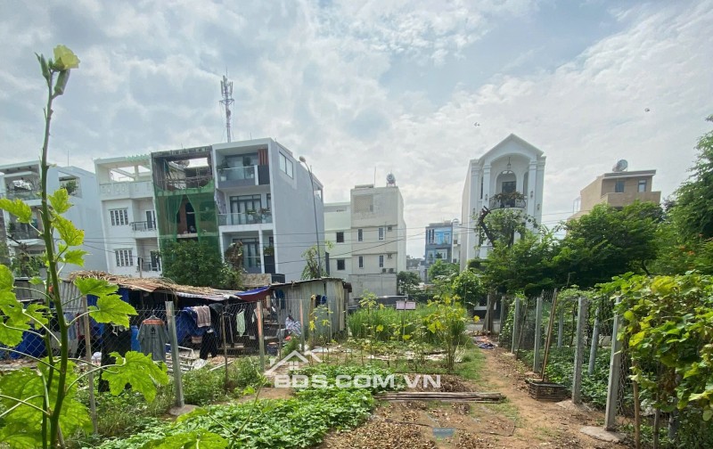 Bán lô đất mặt tiền đường Phạm Hy Lượng, P. Thạnh Mỹ Lợi, đường 12m.